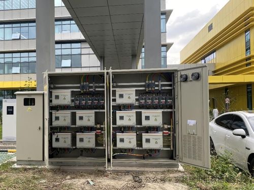 限流式保護(hù)器 電動(dòng)汽車充電設(shè)備安全升級(jí)的守護(hù)神